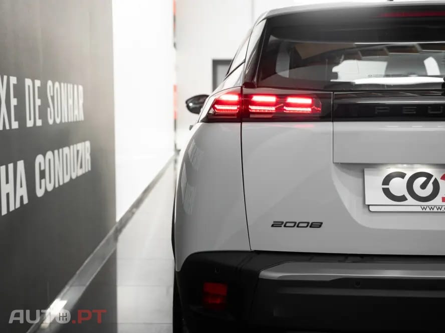 Peugeot 2008 1.2 PureTech Style