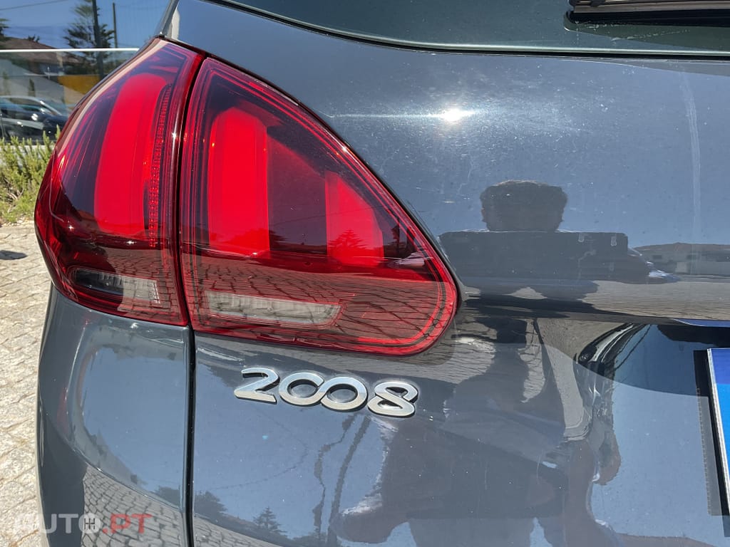 Peugeot 2008 1.6 BlueHDi Active
