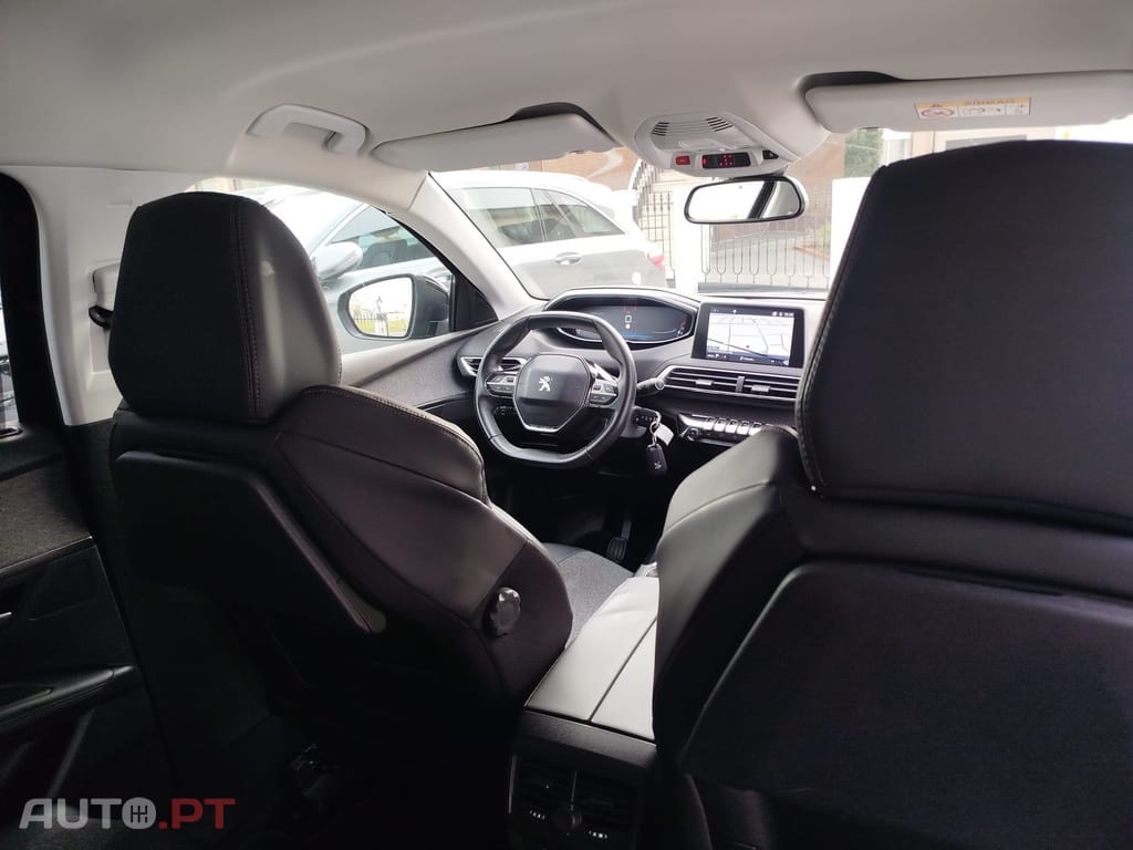 Peugeot 5008 1.2 PureTech Allure Grip Control