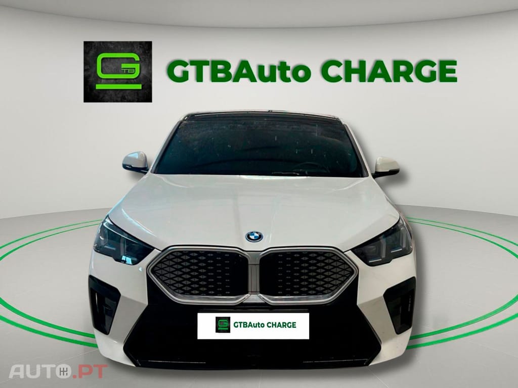 BMW iX2 I.V.A DEDUTIVEL eDrive20 M Sport