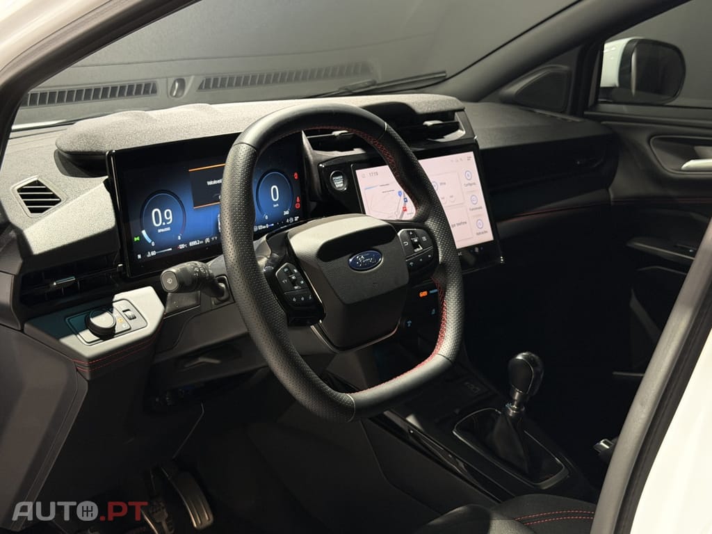 Ford Puma 1.0 EcoBoost MHEV ST-Line