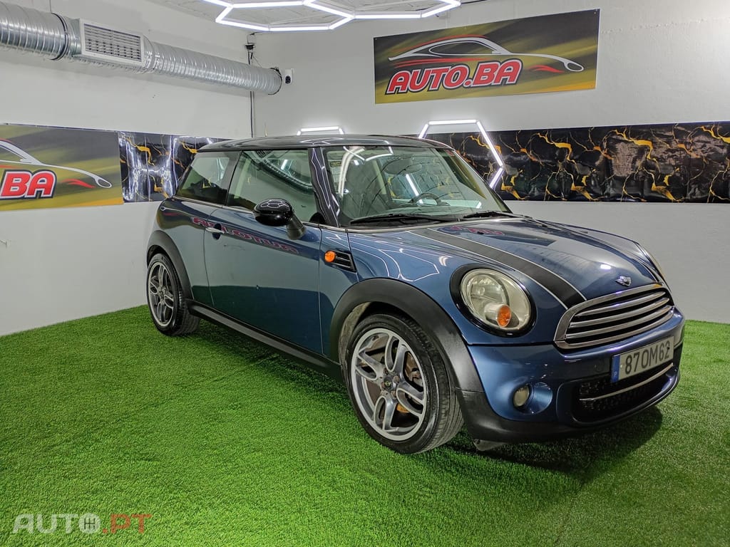 MINI Cooper Cooper D