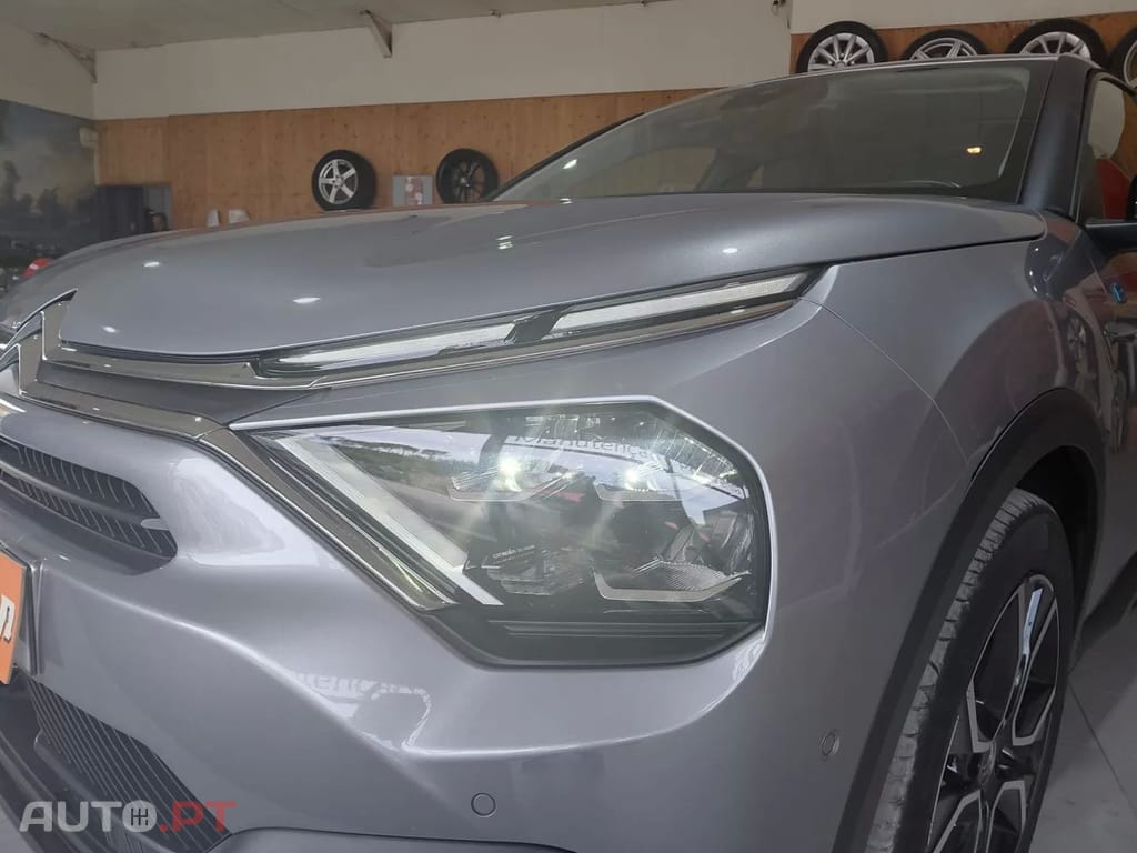 Citroen e-C4 50 kWh Shine Pack