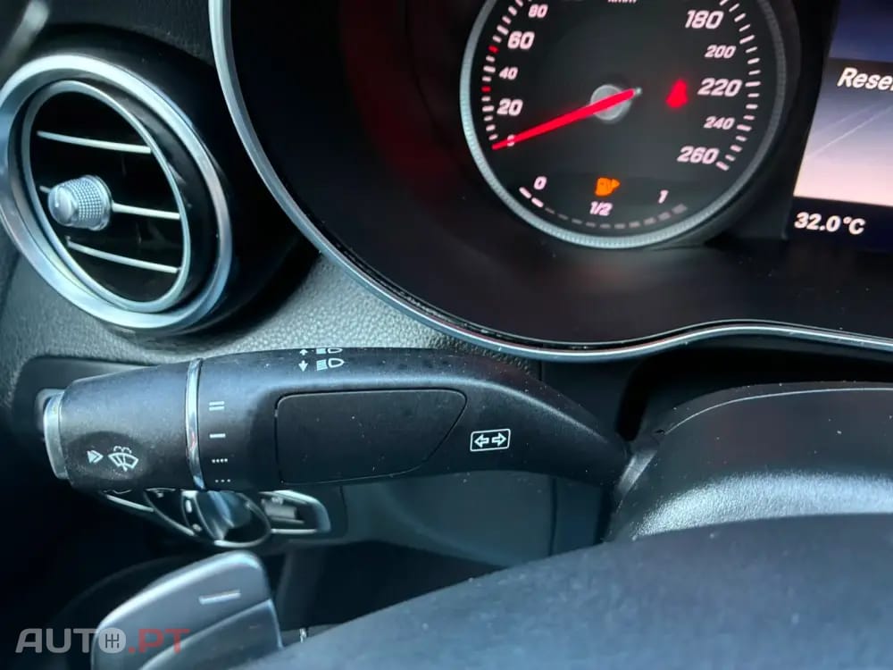 Mercedes-Benz C 300 De  HYBRID BLUE TEC AMG LINE