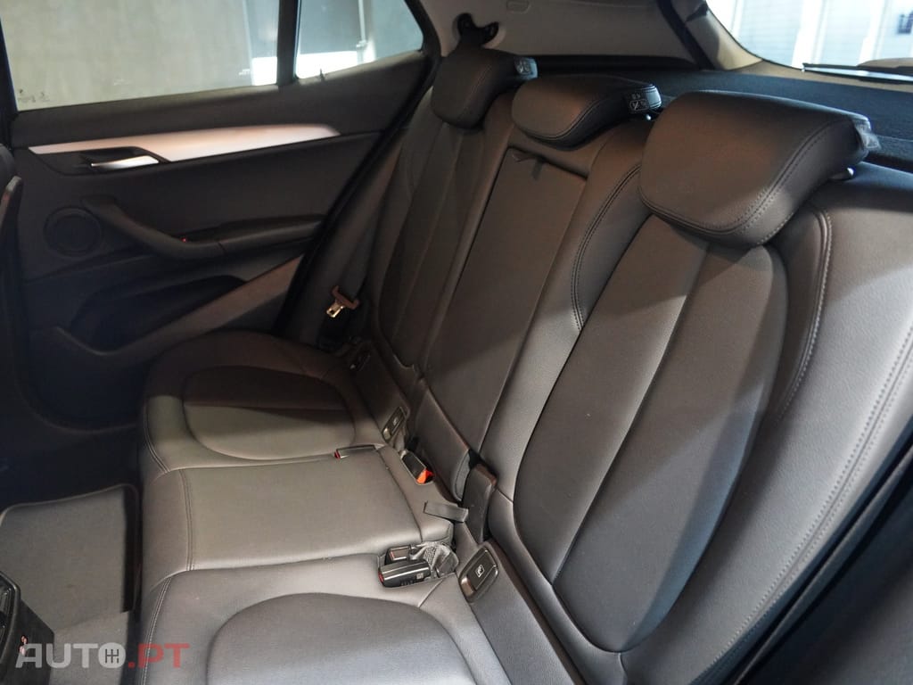 BMW X2 16 d sDrive Auto