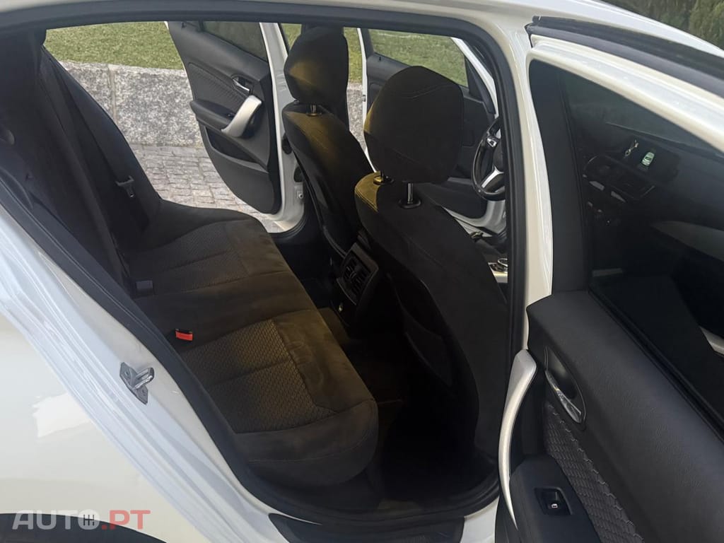 BMW 116 BMW Série 1 116d com Pack M