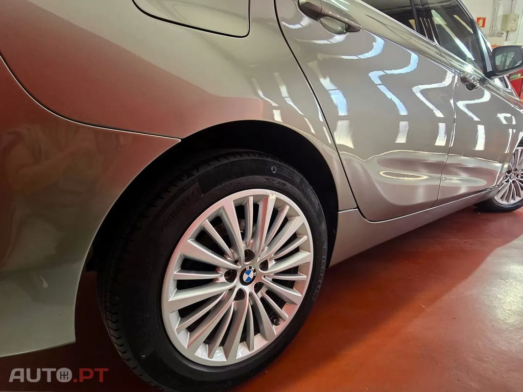 BMW 216 d Line Luxury