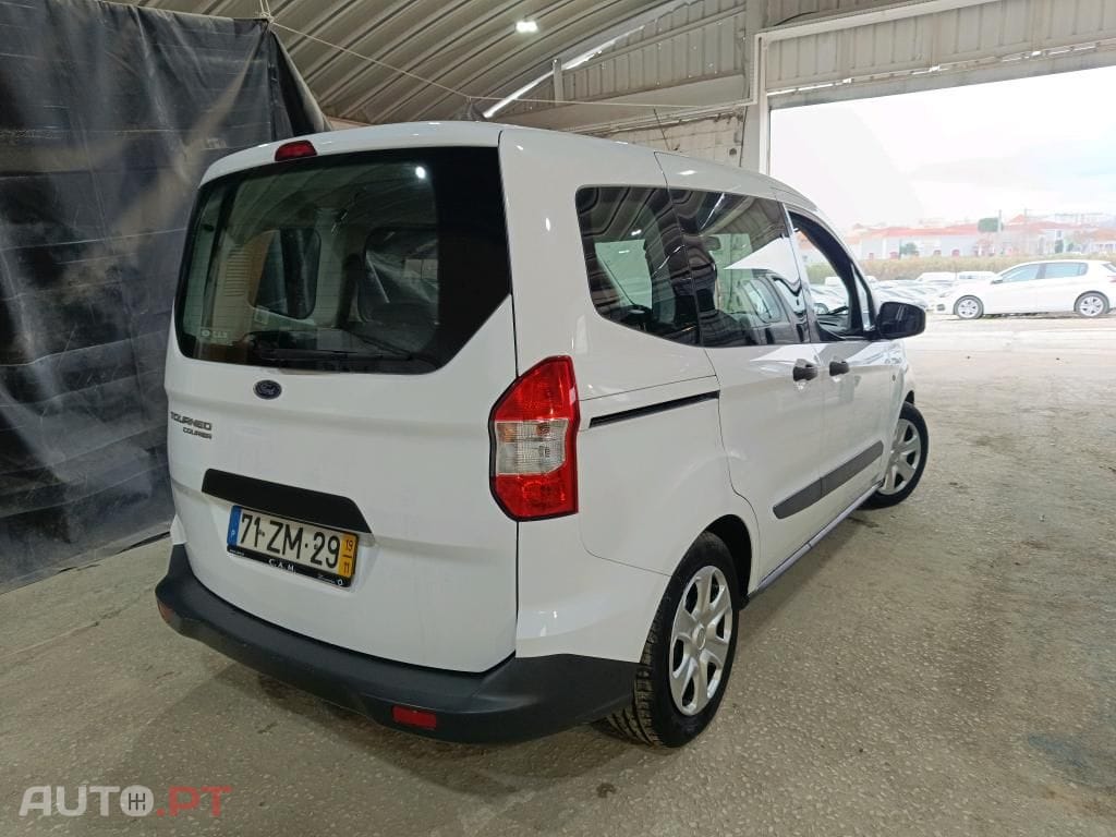 Ford Tourneo 1.5 TDCi Ambiente