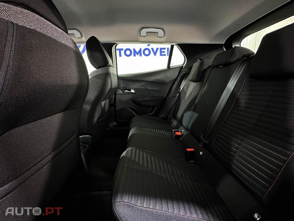 Peugeot 2008 1.2 PureTech Allure EAT8