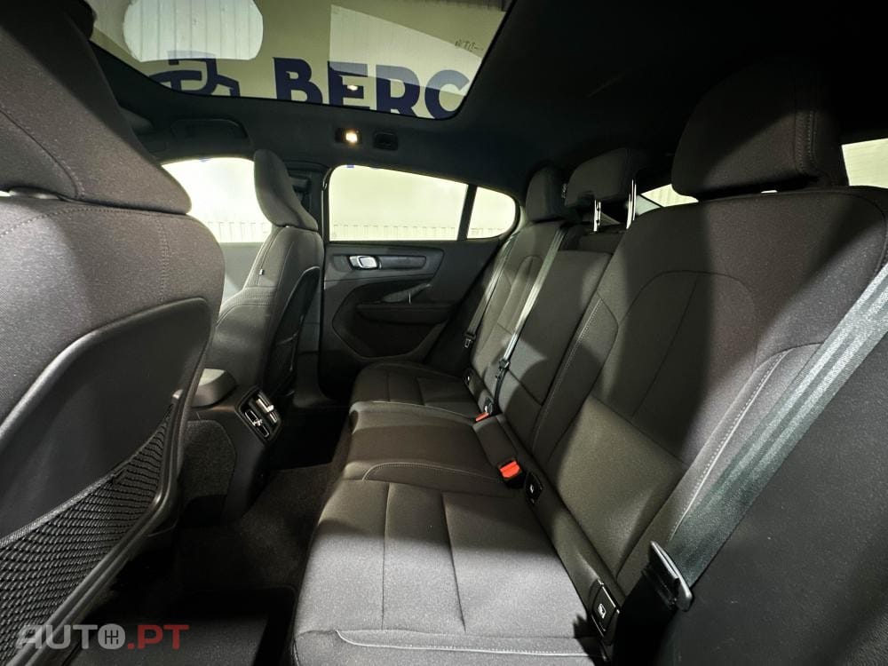 Volvo C40 Recharge 82 kWh Twin Motor Plus