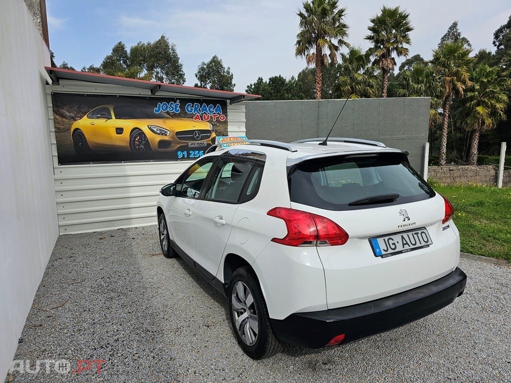 Peugeot 2008 1.2 PureTech Active