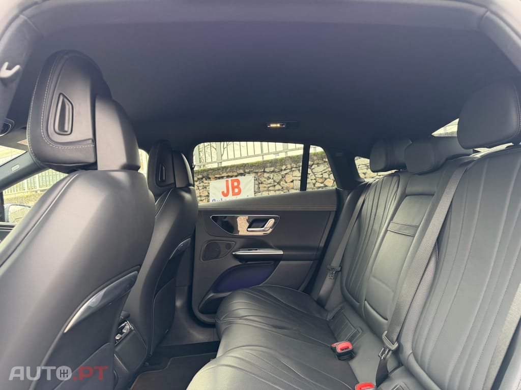 Mercedes-Benz EQE 350 AMG Line