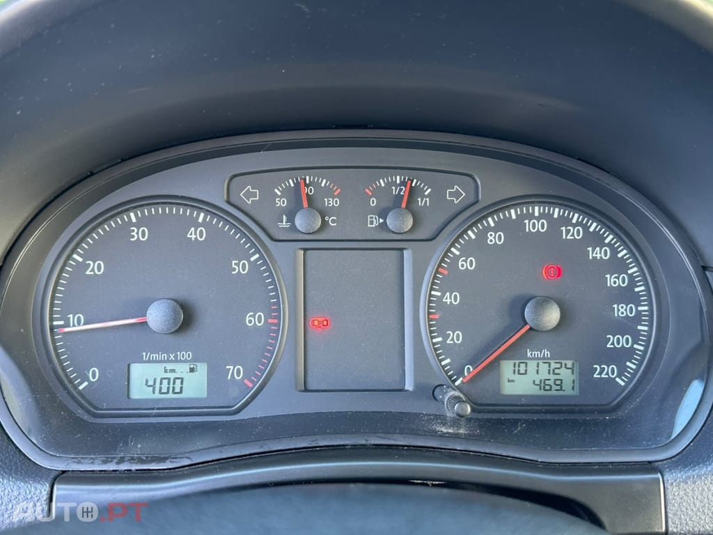 Volkswagen Polo 1.2 Confortline AC — fotografia 16