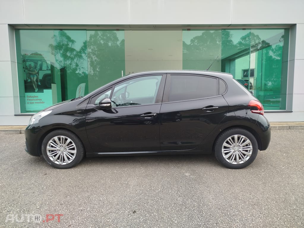 Peugeot 208 1.5 BlueHDi Signature