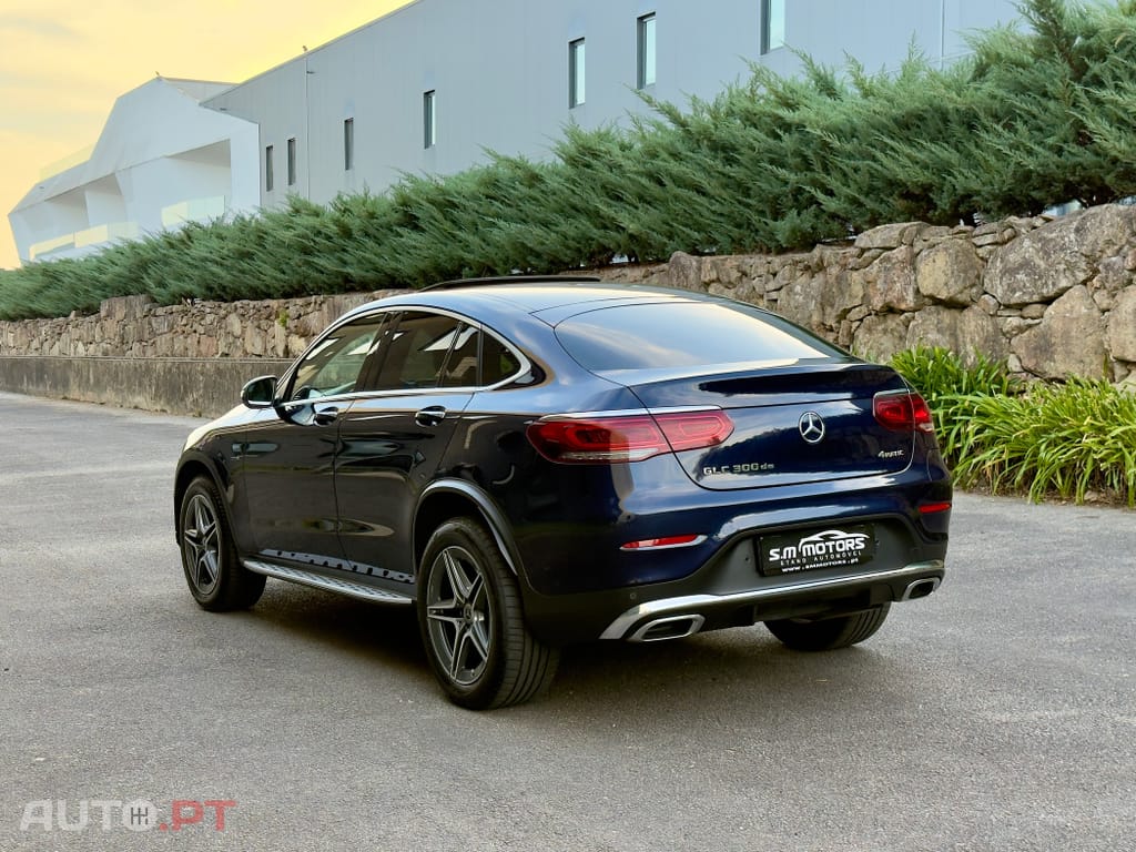 Mercedes-Benz GLC 300 de Coupe 4Matic 9G-TRONIC AMG Line