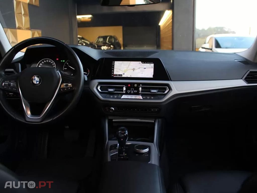 BMW 318 d Line Sport Auto