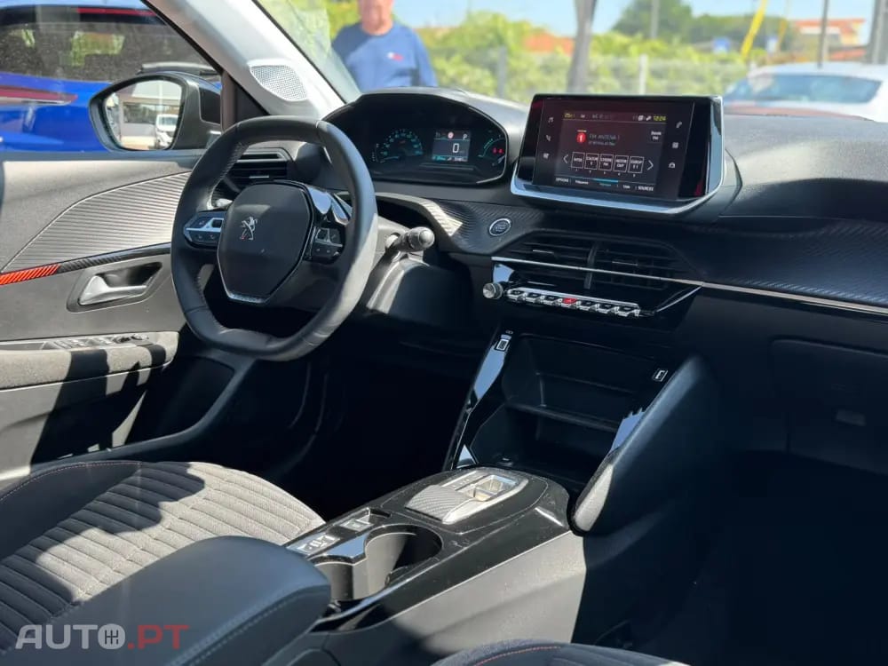 Peugeot E-208 50 kWh Active Pack