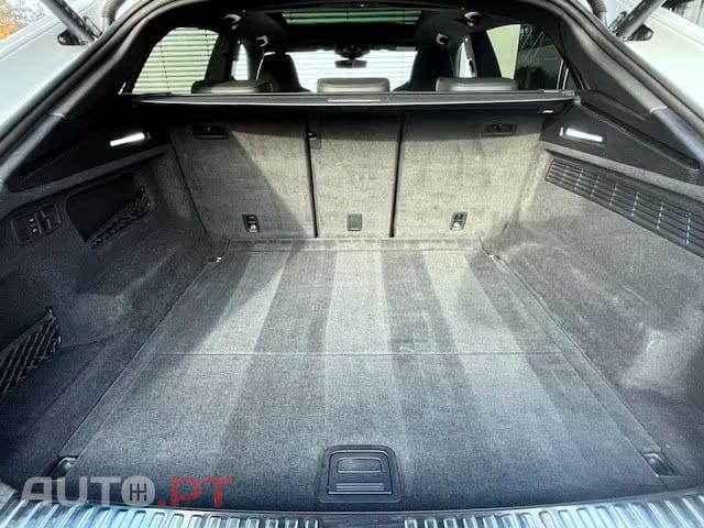 Audi RSQ8 4.0 TFSi Matrix