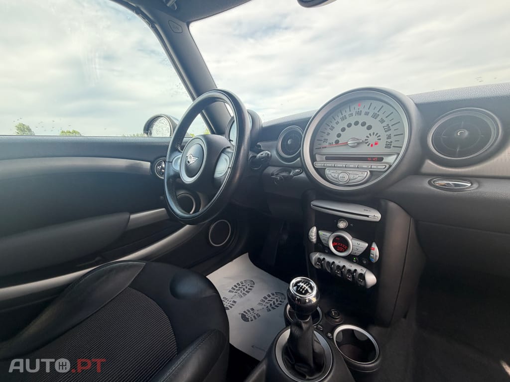MINI Cooper One D