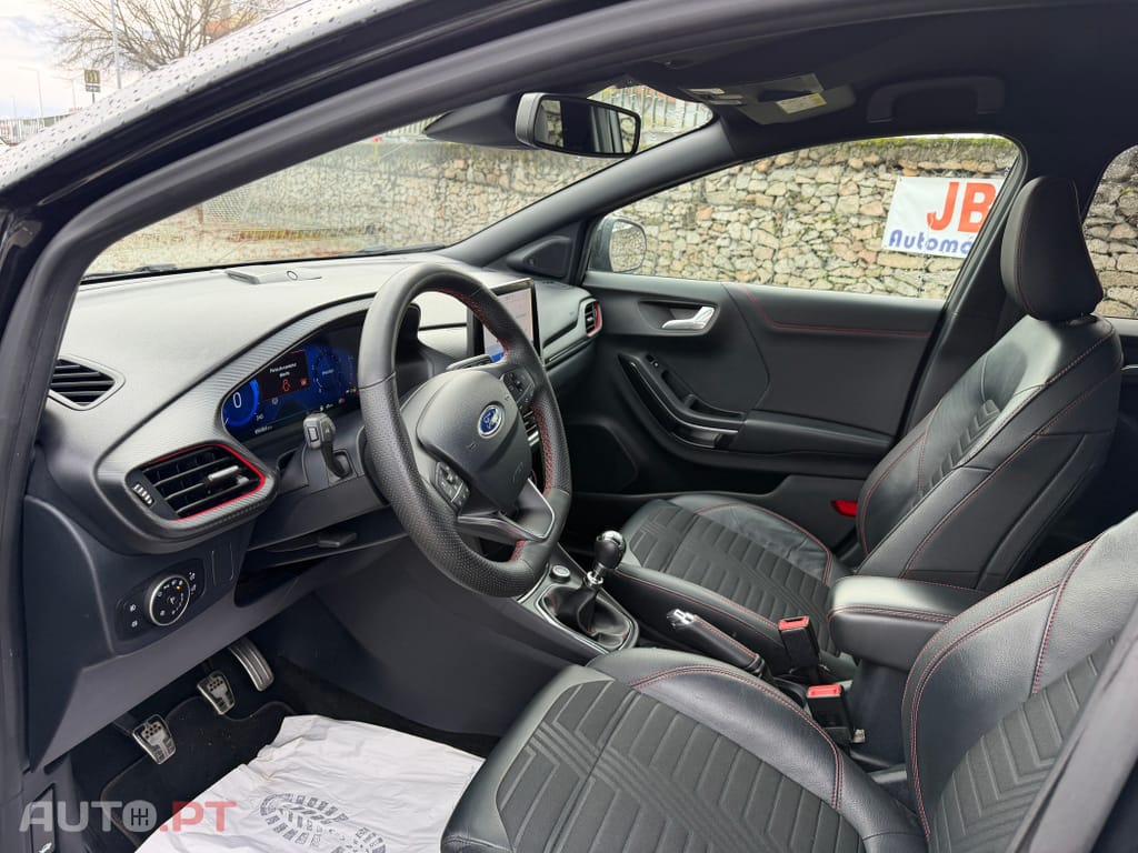 Ford Puma 1.0 EcoBoost Hybrid ST-LINE X