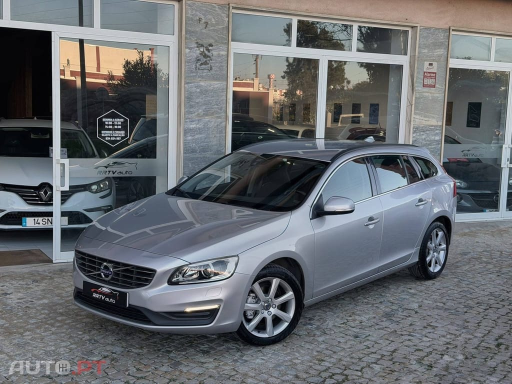 Volvo V60 2.0 D2 Momentum Drive