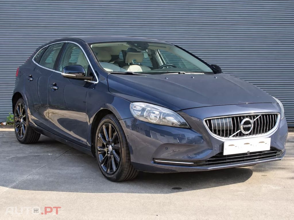 Volvo V40 1.6 D2 Momentum Eco