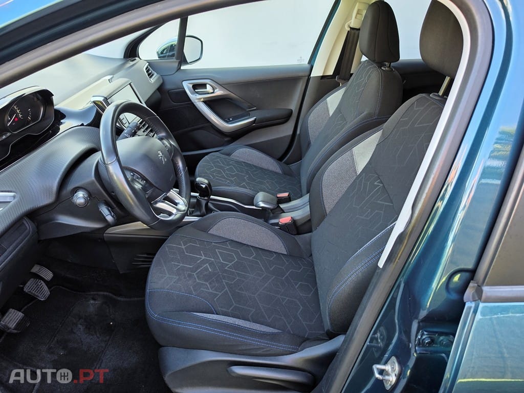 Peugeot 2008 1.2 Vti 82Cv Style