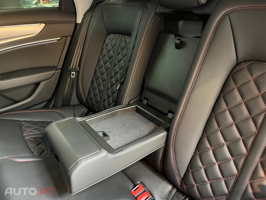 Audi A6 Avant 40Tdi QUATTRO KIT RS6 HYBRID 204CV