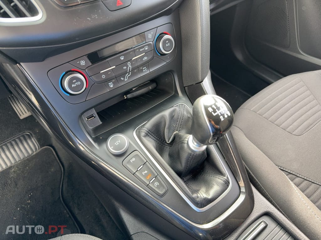 Ford Focus 1.0 SCTi Titanium