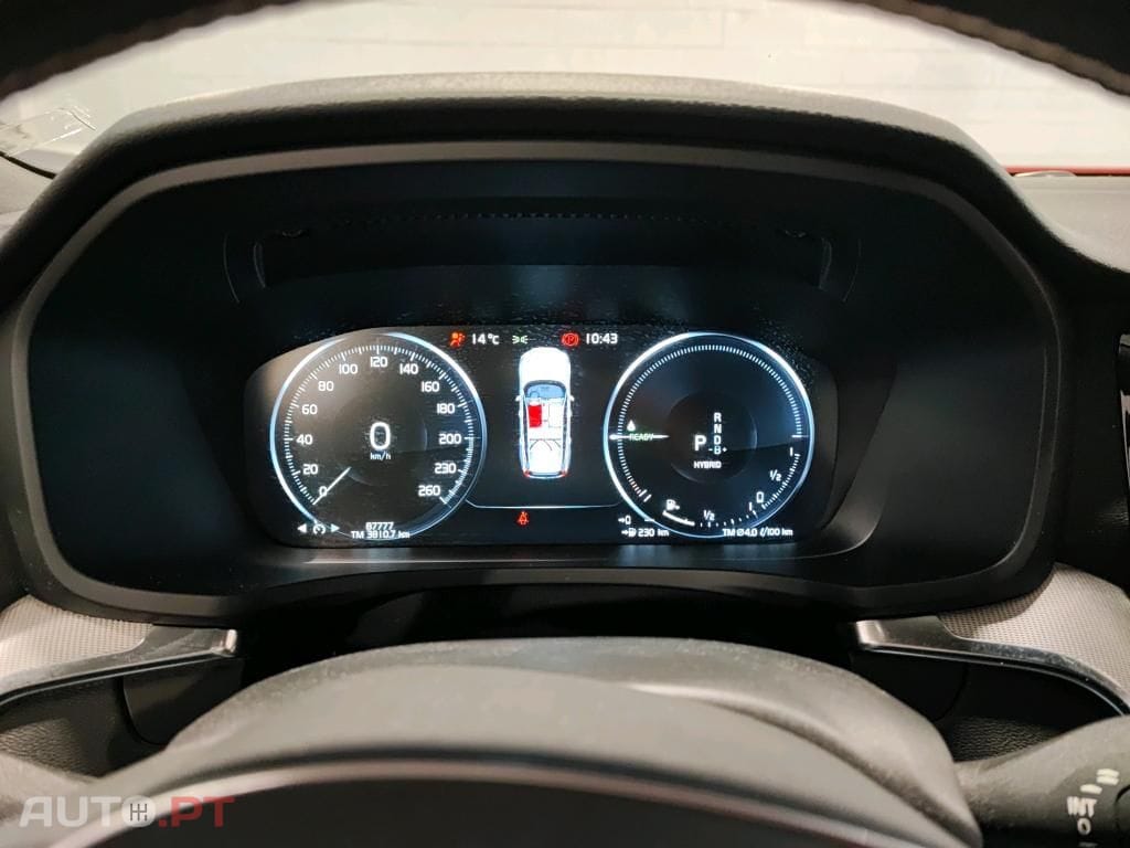 Volvo V60 2.0 T8 AWD TE R-Design