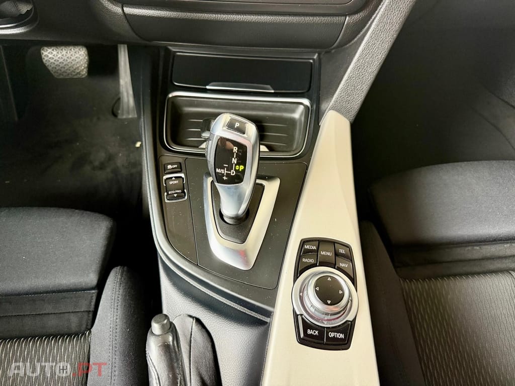 BMW 320 d Touring Auto Pack M