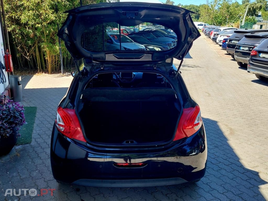 Peugeot 208 1.2 VTi Active