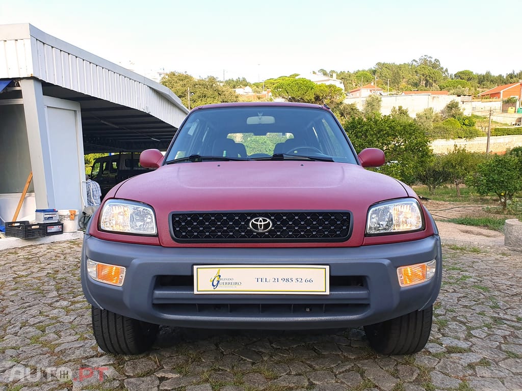 Toyota RAV4 2.0i 16V