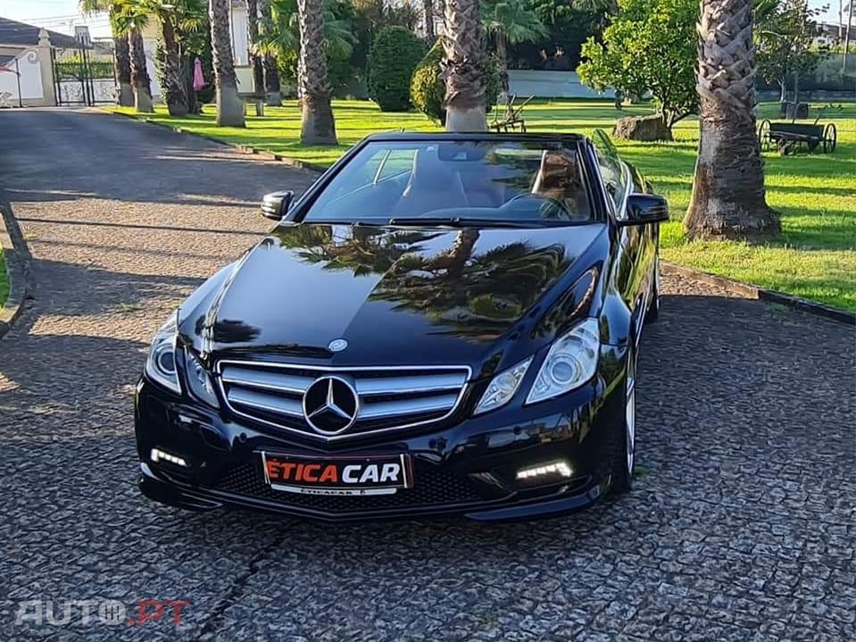 Mercedes-Benz E 220 Outro