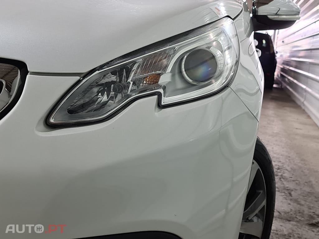 Peugeot 2008 1.6 BlueHDi Allure