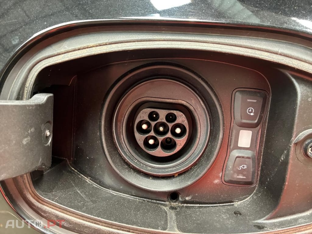 Porsche Cayenne E-Hybrid Platinum Edition