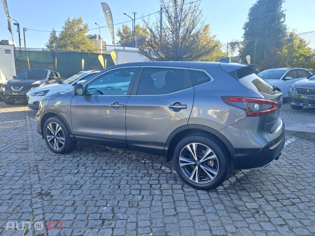 Nissan Qashqai 1.2 DIG-T Acenta Connect