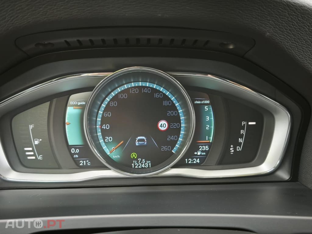 Volvo V60 Cross Country 2.0 D3 Summum Geartronic