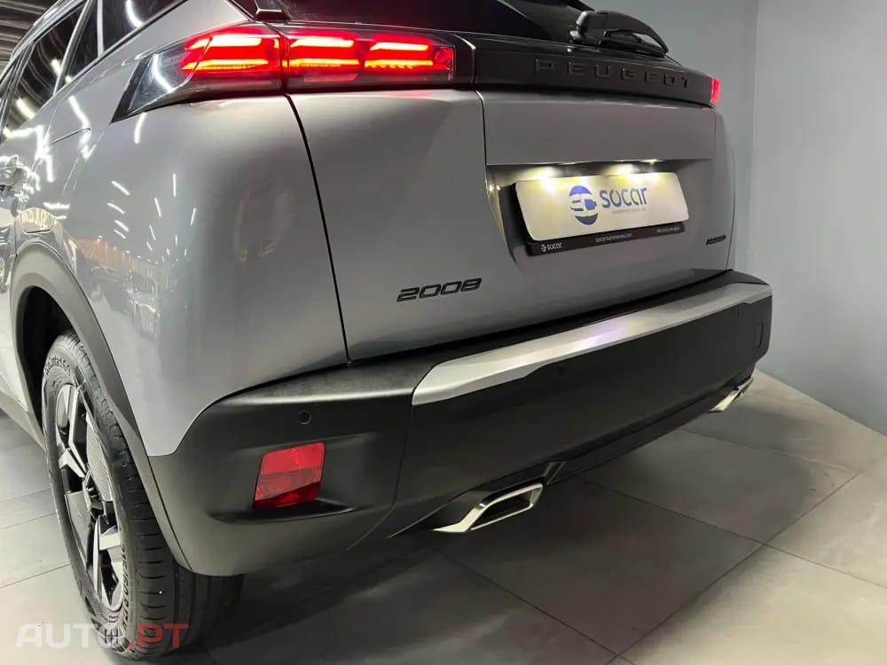 Peugeot 2008 1.2 Hybrid Allure e-DCS6