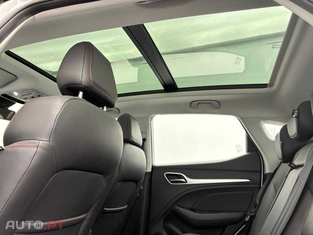 MG ZS 72.6 kWh Luxury