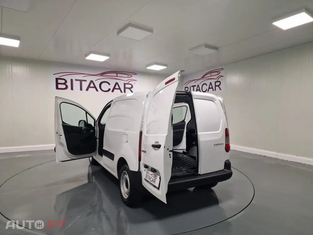 Peugeot Partner 1.6 BLUEHDI  IVA DEDUTIVEL