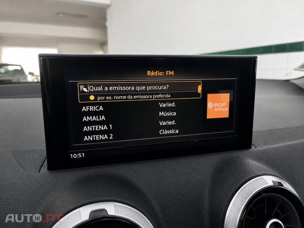 Audi Q2 30 TFSI S line