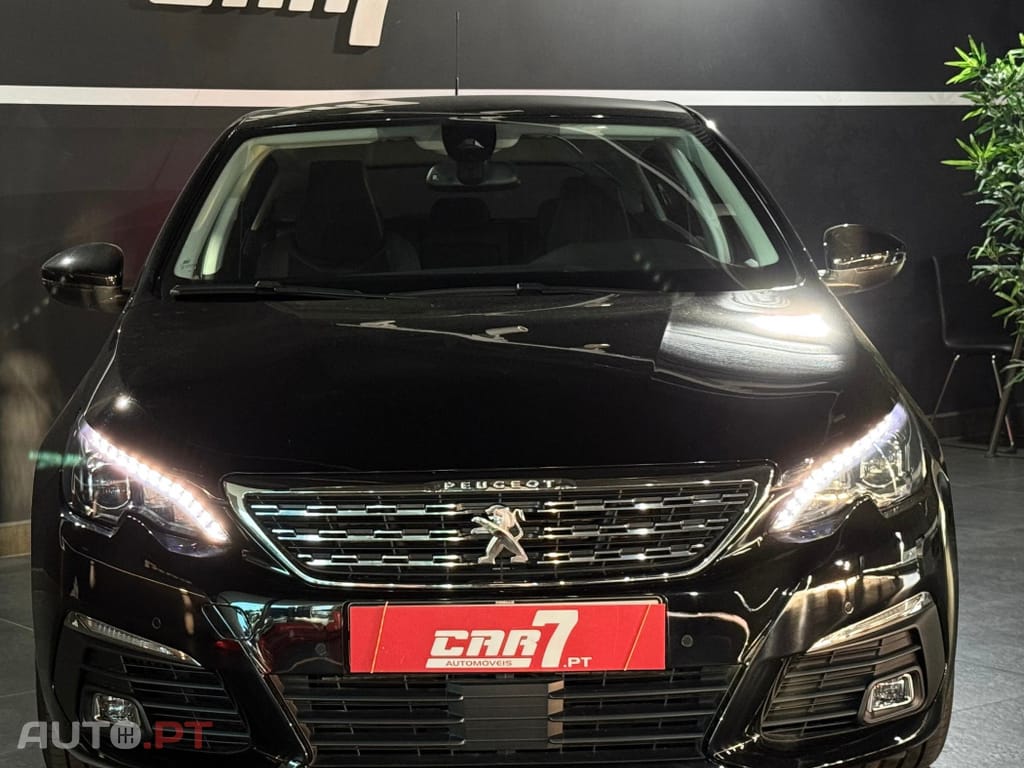Peugeot 308 1.2 PureTech Allure Pack EAT8
