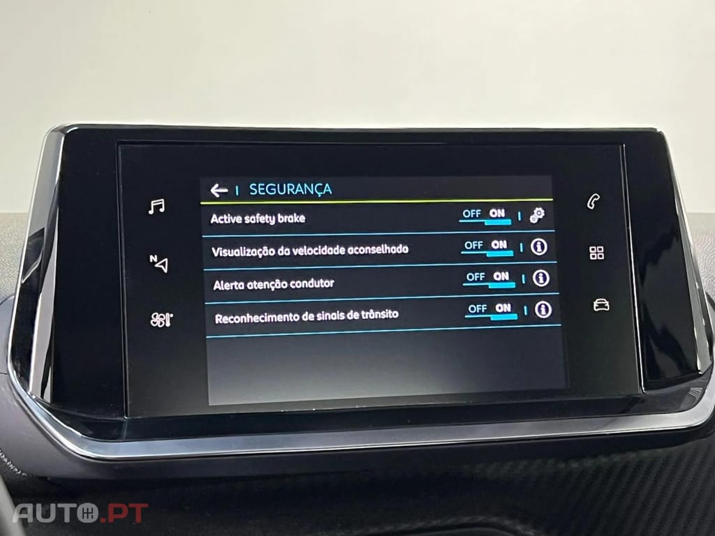 Peugeot 208 Active Versão Eléctrica