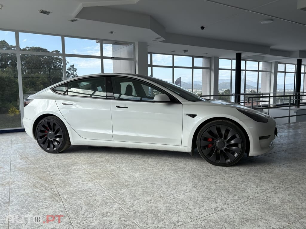 Tesla Model 3 Performance Dual Motor AWD