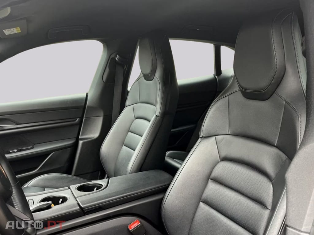 Porsche Taycan 4 I.V.A DEDUTIVEL 