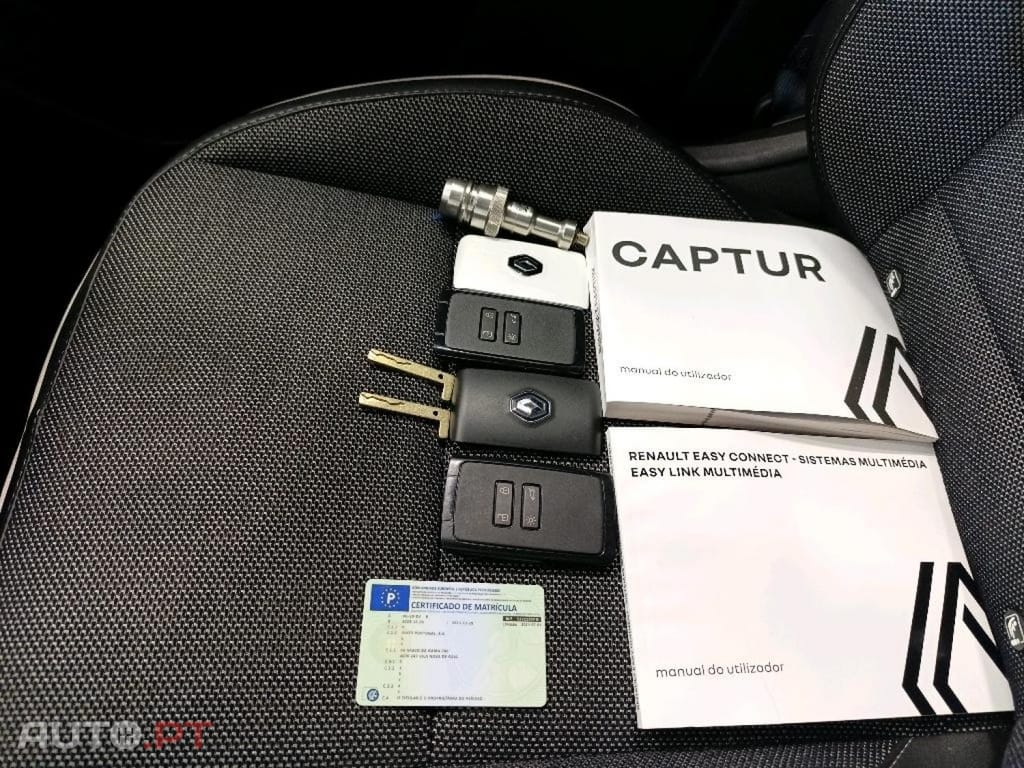 Renault Captur 1.0 TCe Techno Bi-Fuel