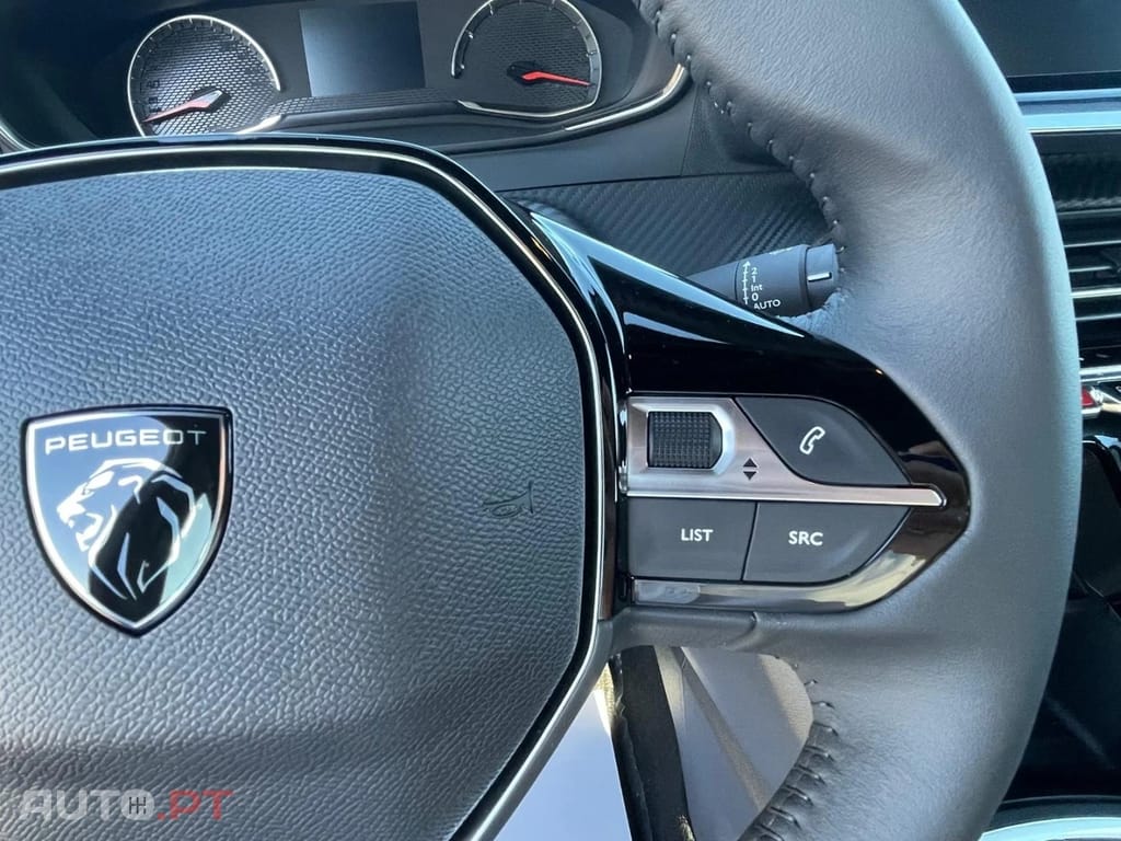 Peugeot 2008 1.2 PureTech Style