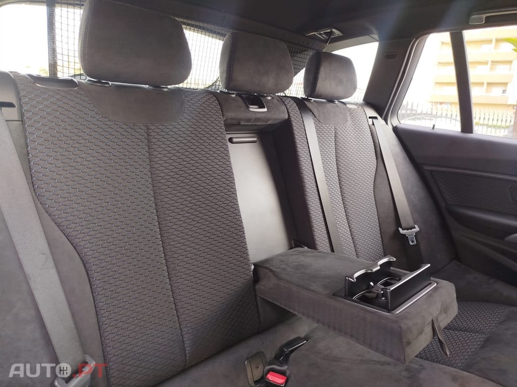 BMW 320 d Touring Pack M