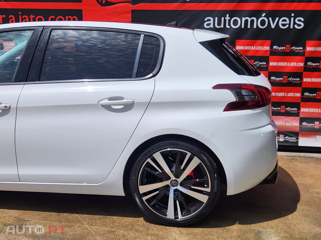 Peugeot 308 1.5 BlueHDi Business Line